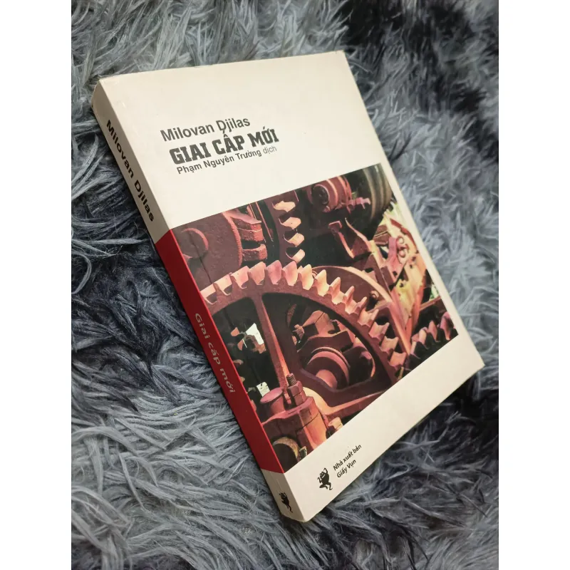 Giai cấp mới (Djilas) 932833