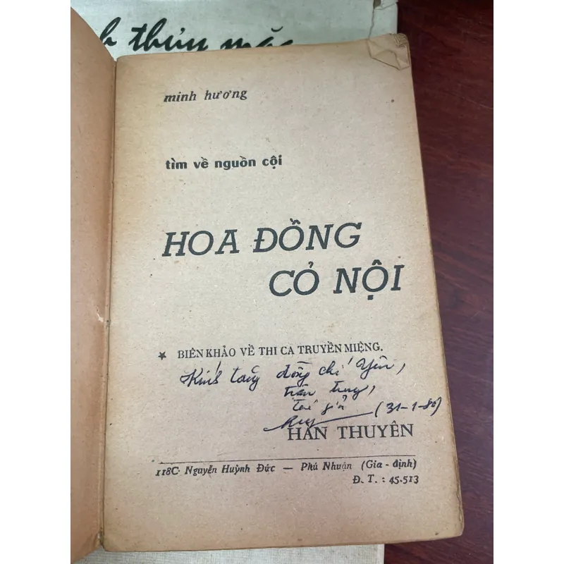 Trở về nguồn cội hoa đồng cỏ nội - Minh Hương 703325