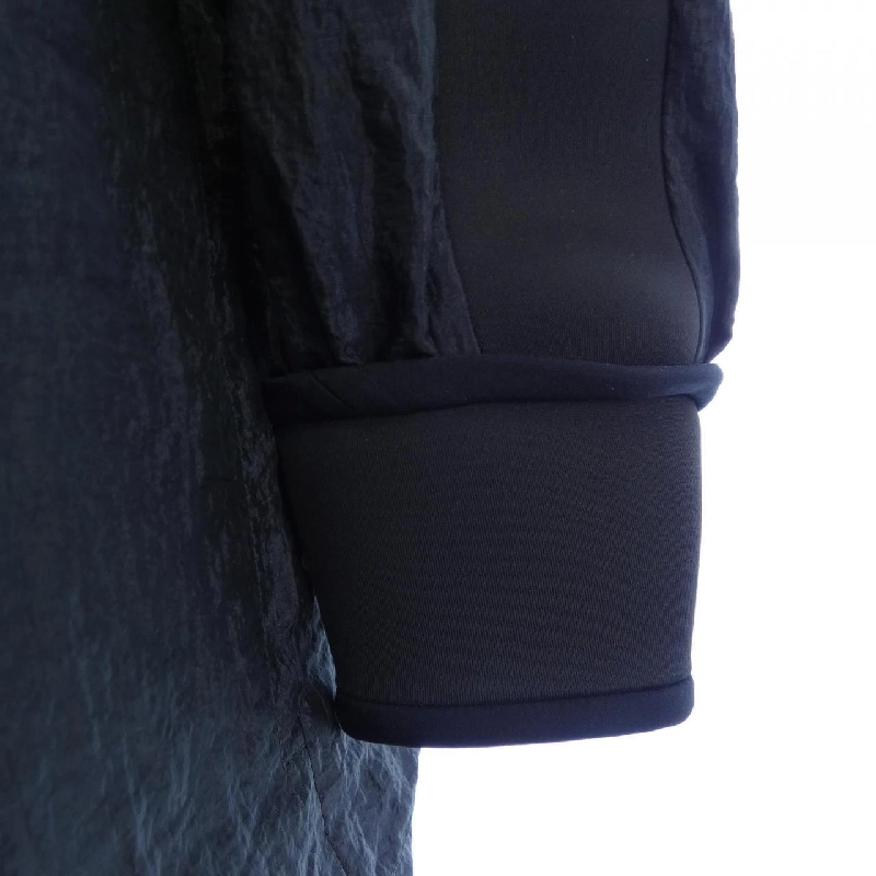 Áo khoác LOUIS VUITTON FQOW91GHU 630262