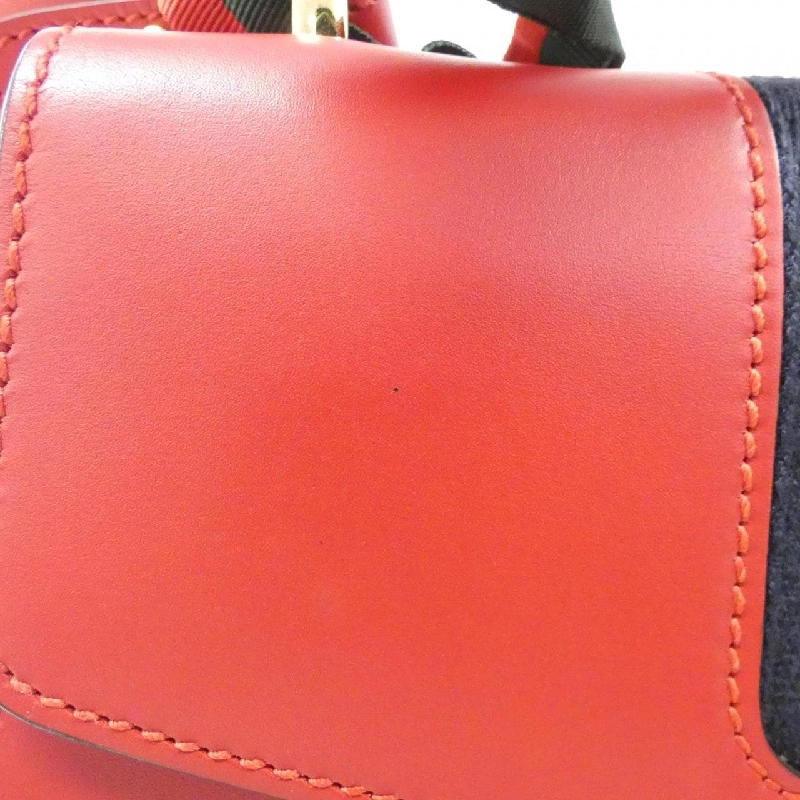 Túi xách vai Gucci SYLVIE 421882 CVLEG 609435