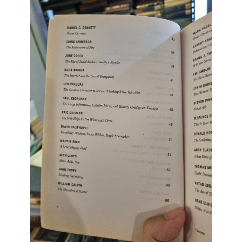 IS THE INTERNET CHANGING THE WAY YOU THINK - THE NET'S IMPACT ON OUR MINDS AND FUTURE - John Brockman 120960