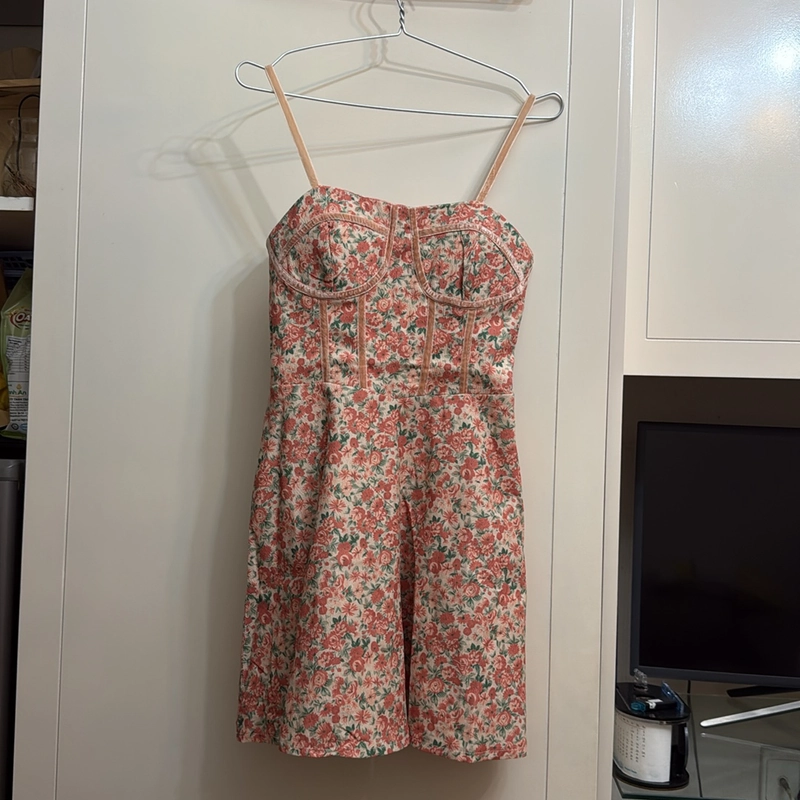 Váy 2 dây cúp ngực có lót. Size M 495504