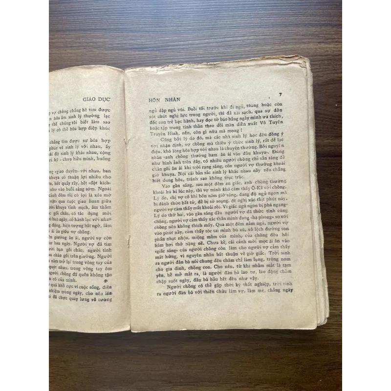 Giáo dục hôn nhân - Valensin 1000392