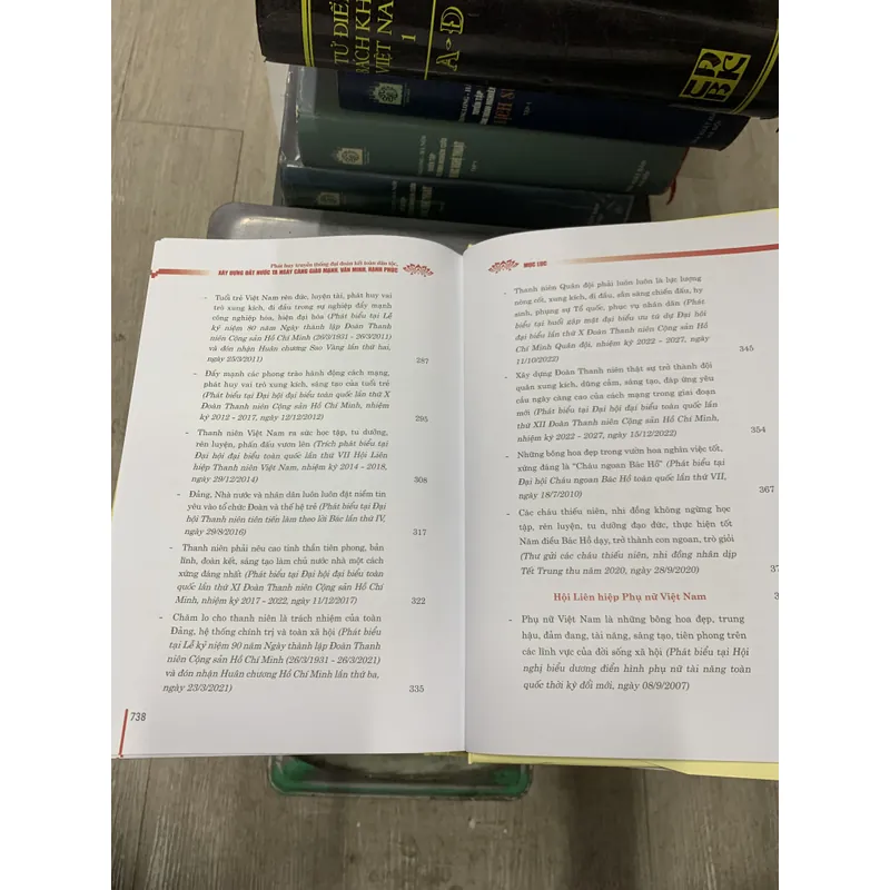 Phát huy truyền thống đại đoàn kết dân tộc, xây dựng đất nước ta… Nguyễn Phú Trọng.  644220