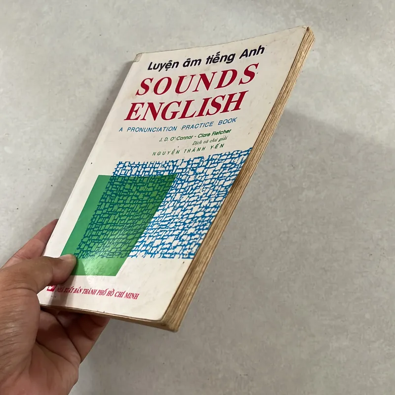 Luyện phát âm Tiếng Anh (Sounds English) - Nguyễn Thành Yến dịch 557849
