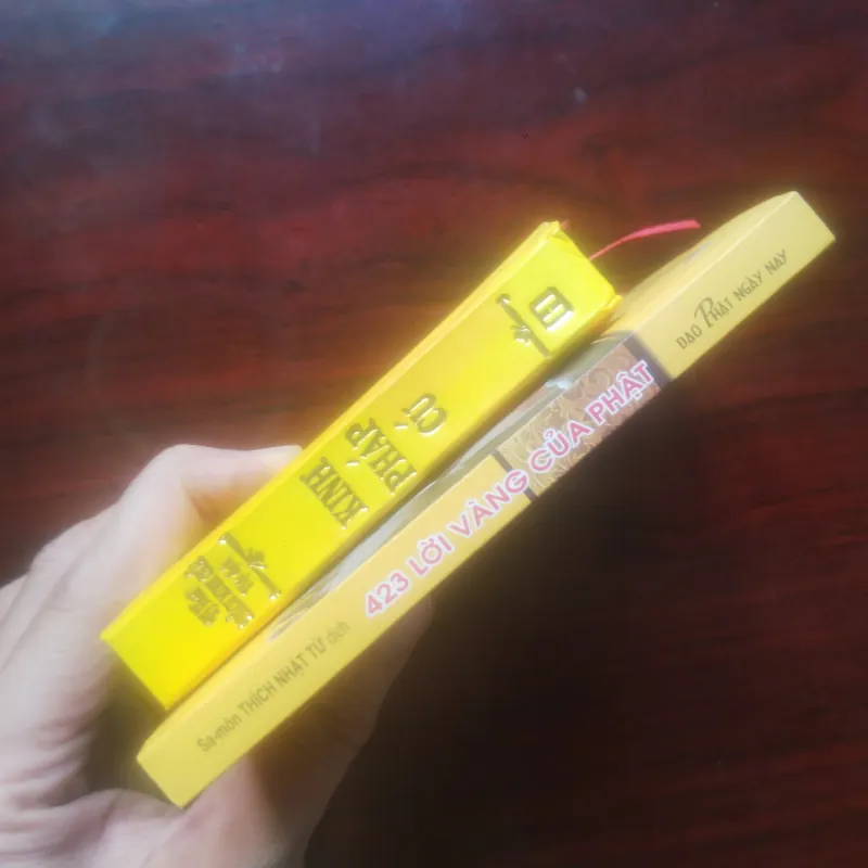 [Sách Phật Giáo] Kinh Pháp Cú - Dhammapada - Bản Bỏ Túi 974609