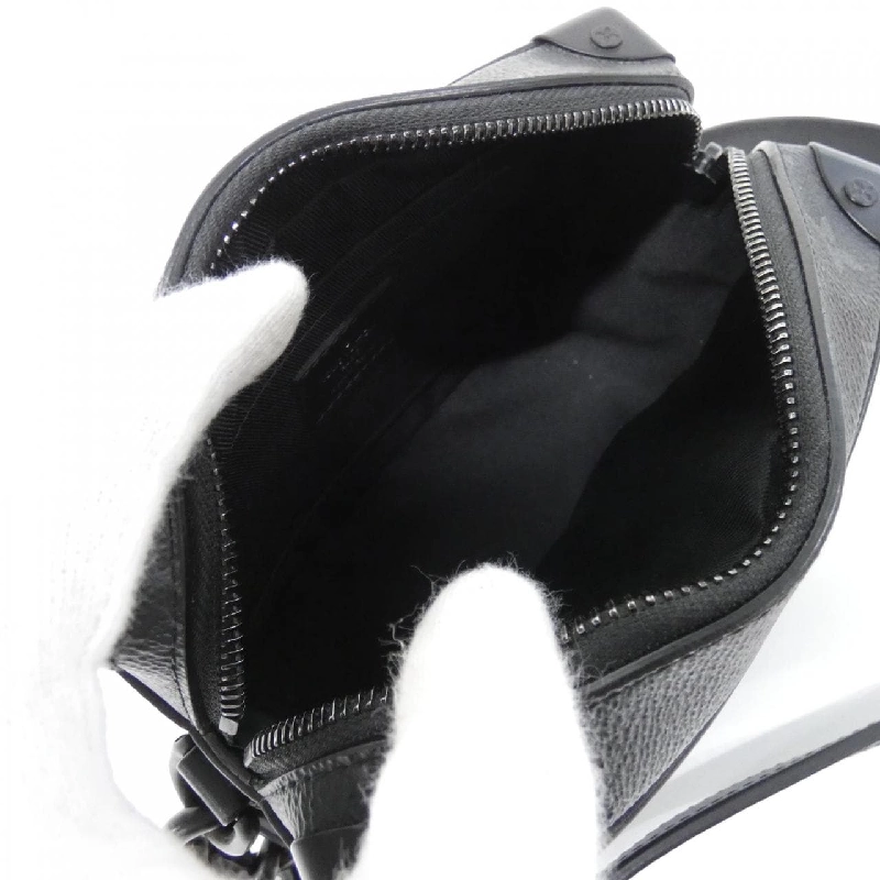 Túi xách vai Louis Vuitton Monogram Eclipse Mini Soft Trunk M44735 610708