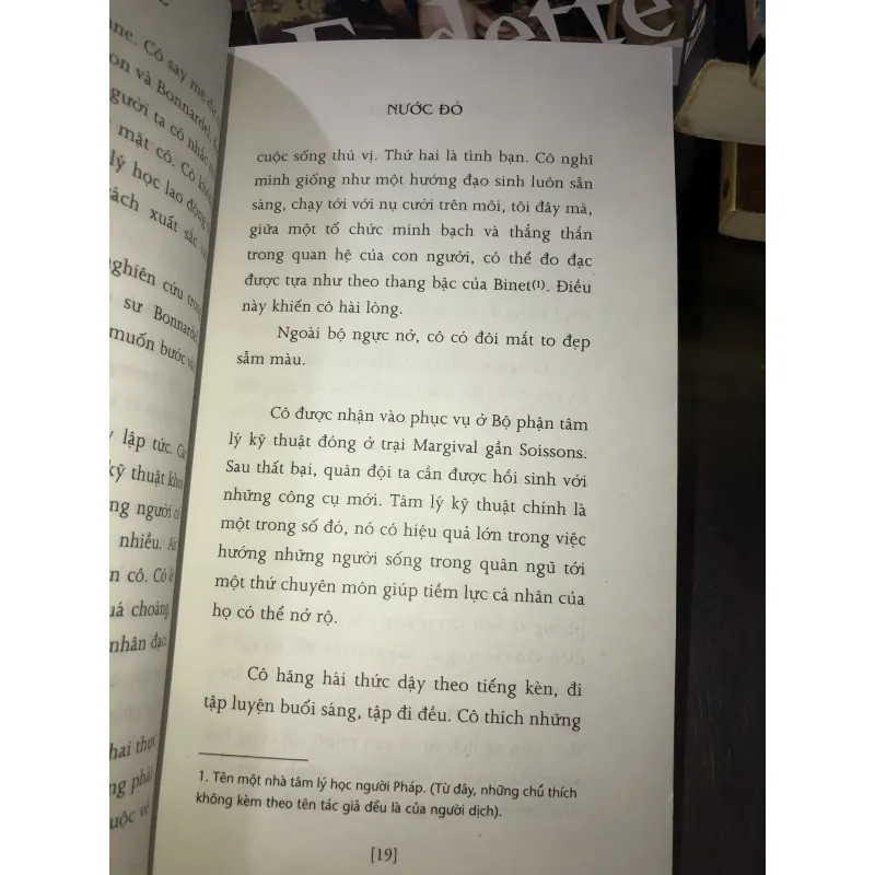 Nước đỏ - Pascale Roze 1021370