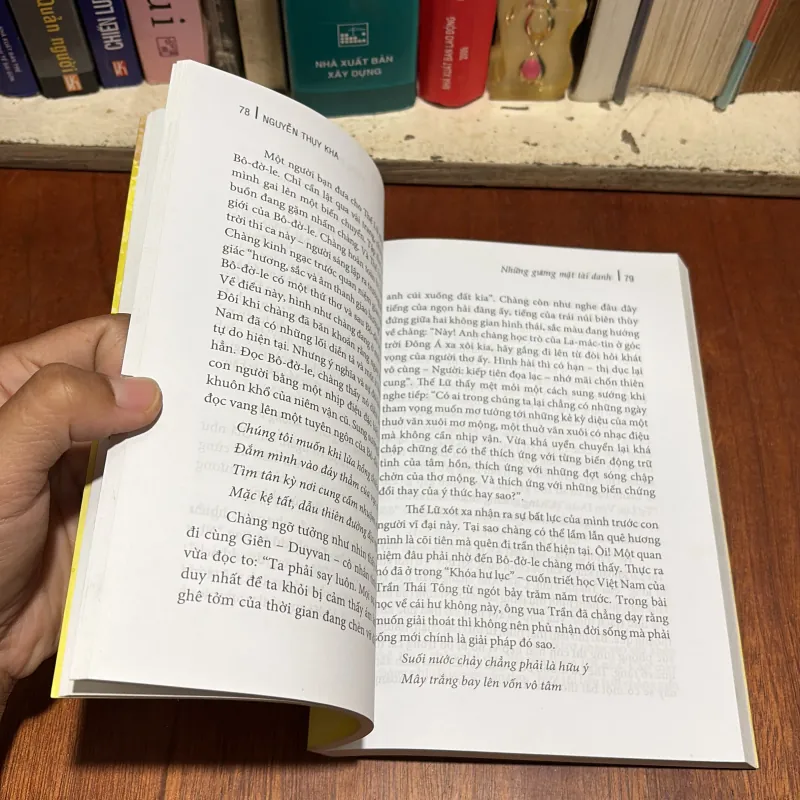 II Nhà Văn Việt Nam: Những Gương Mặt Tài Danh - Nguyễn Thuỵ Kha - 2014 801139