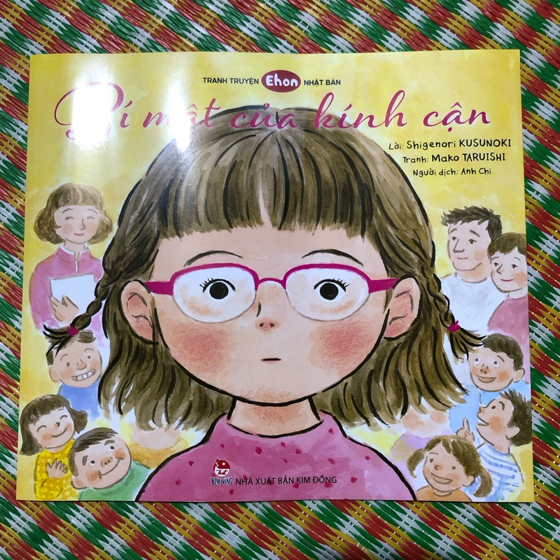 Ehon cho bé - Bí mật của kính cận ( mới 100% bìa 36k) 461181