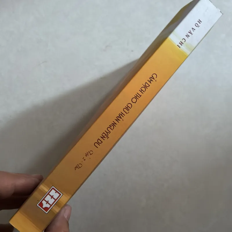 Cảm dịch thơ chữ Hán Nguyễn Du Tập 2 - Hồ Văn Chi 778138