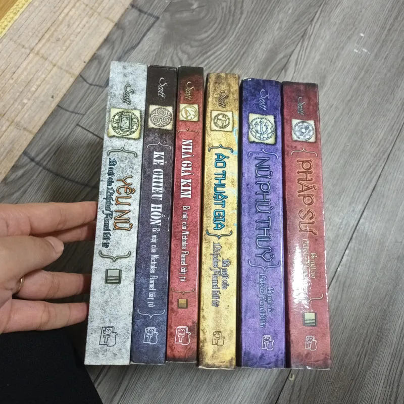 Trọn bộ Bí Mật Của Nicholas Flamel Bất Tử - Michael Scott 545097
