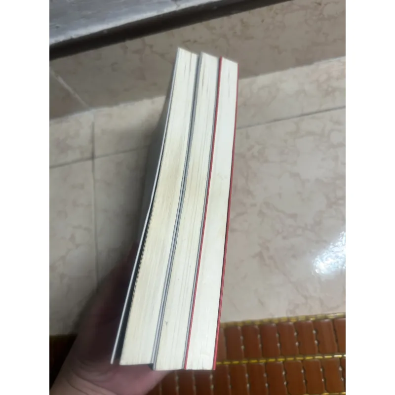 Combo 3 cuốn Neel Burton - Trốn và tìm + Thiên đường và địa ngục + Ý nghĩa của sự điên  788340