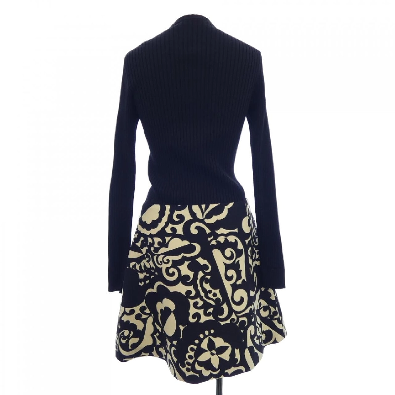 【Khuyến mãi】Đầm LOUIS VUITTON 652009