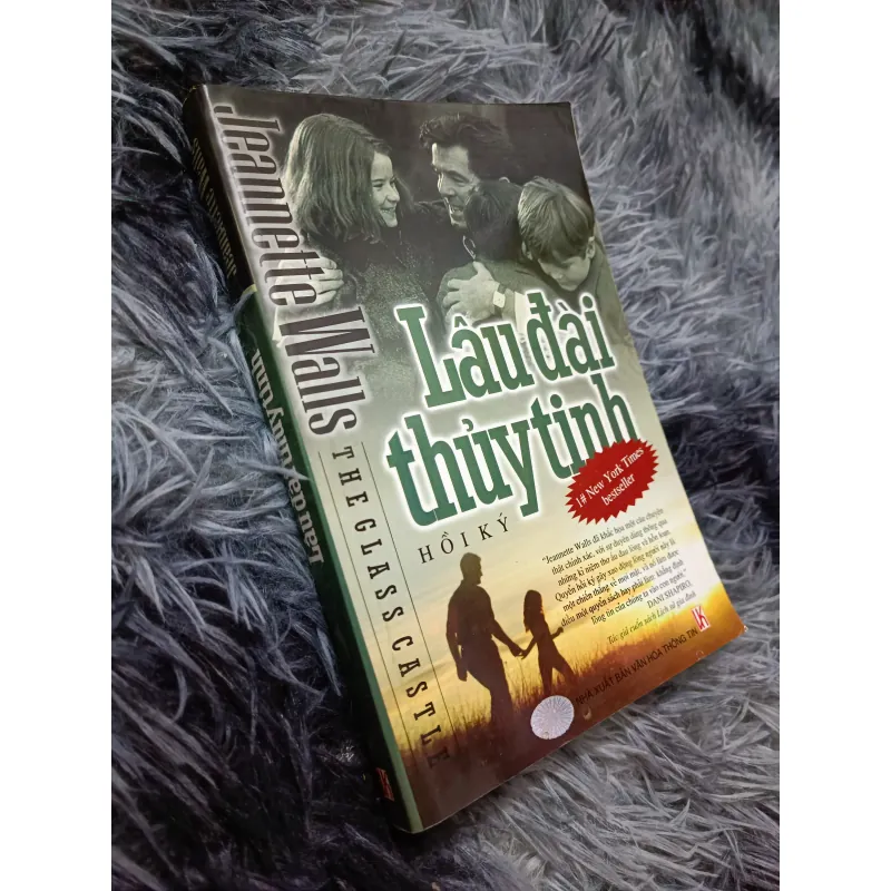Lâu đài Thủy Tinh (Jeannette Walls) 957636