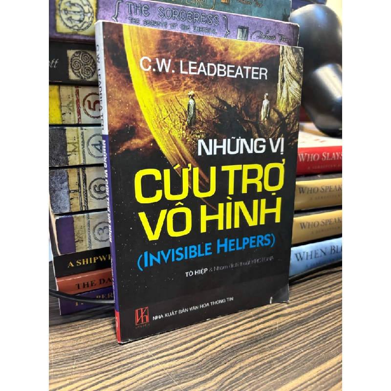 Những vị cứu trợ vô hình - C.W.Leadbeater 332344