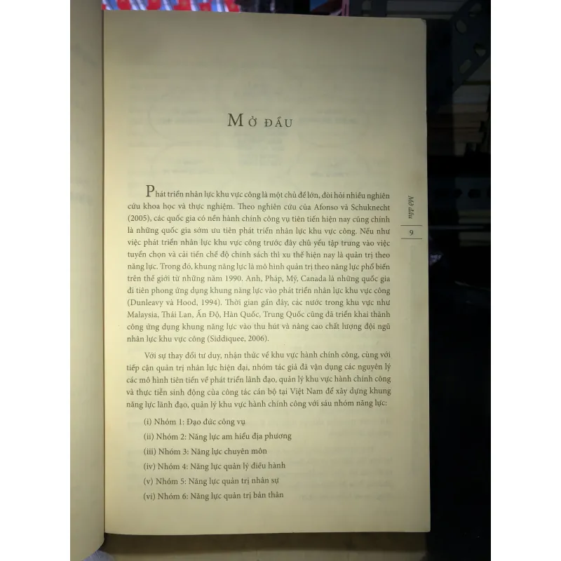 Khung năng lực lãnh đạo, quản lý khu vực hành chính công - Lê Quân 754115