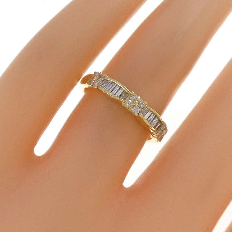 Nhẫn kim cương hoa K18YG 0.31CT - Hàng hiệu chính hãng 855306
