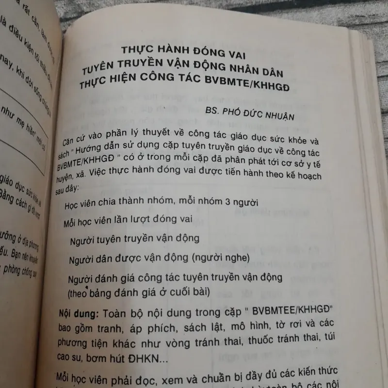 Sổ tay cán bộ y tế cơ sở. Bộ Y Tế năm 1992 707569