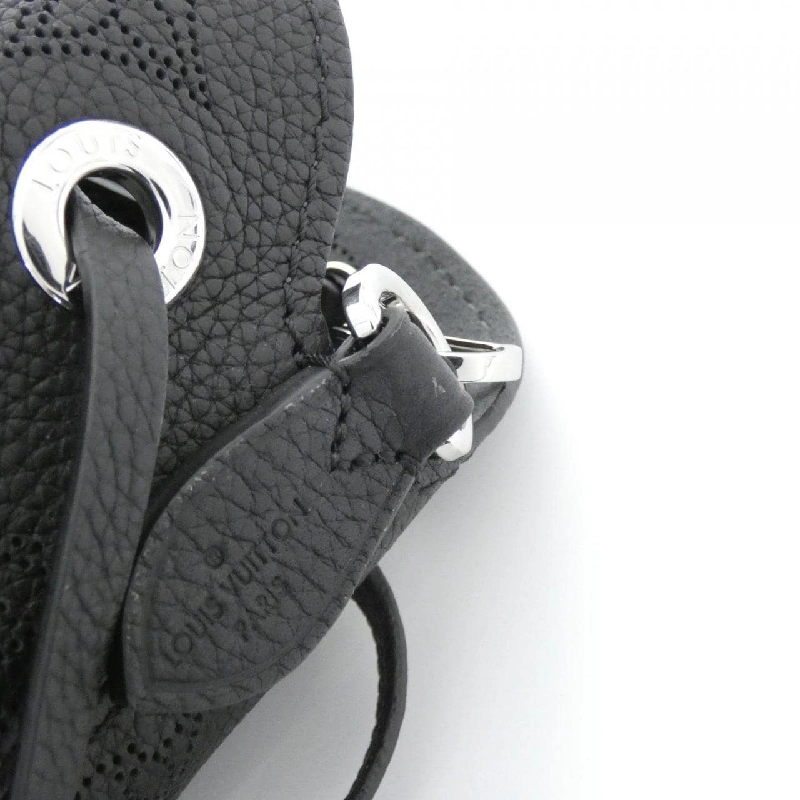 Túi xách vai Louis Vuitton Mahina Bella M57070 611989