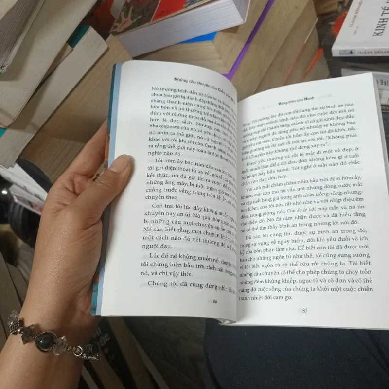 Hồi Ký Vòng Tròn Của Hạnh - Bruce Weigl 933881