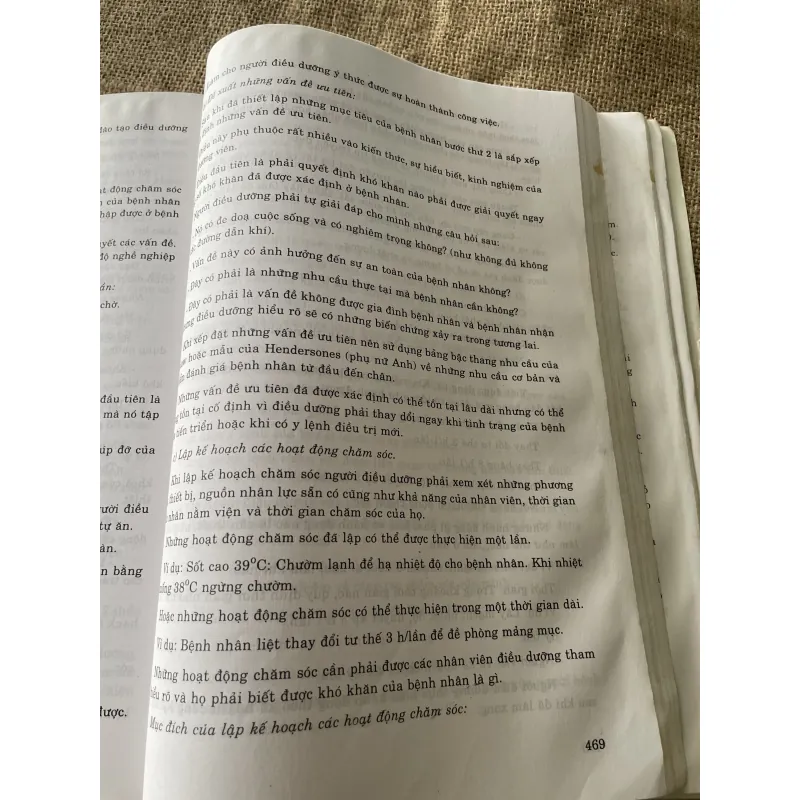 Điều dưỡng học cơ bản, sách gần 600 trang khổ lớn 796443