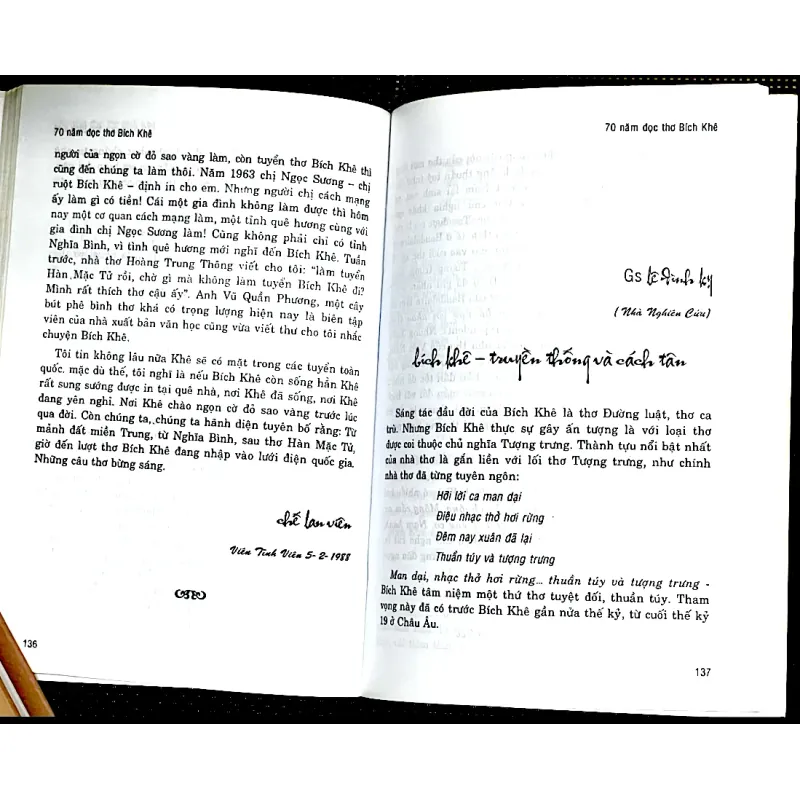 70 NĂM ĐỌC THƠ BÍCH KHÊ - NHIỀU TÁC GIẢ 1030434