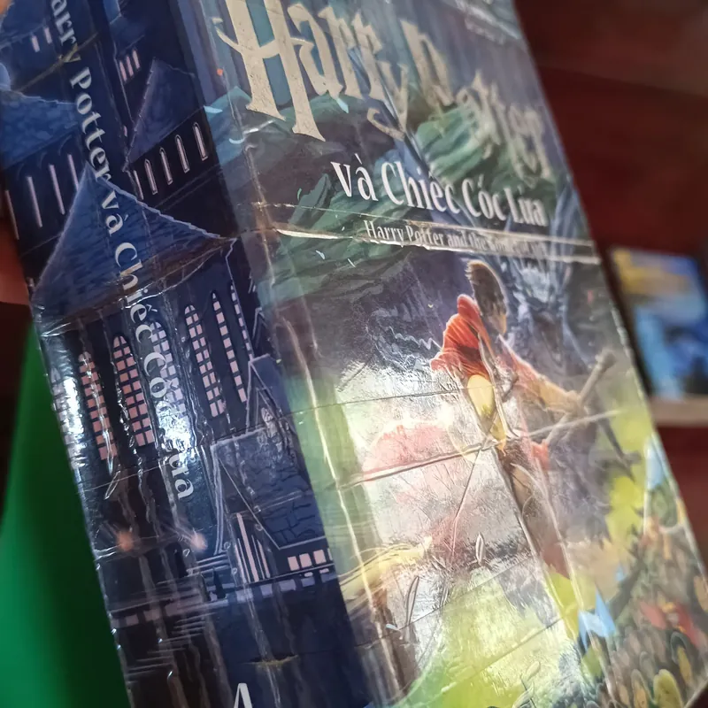 Trọn bộ 7 tập Harry Potter bìa lâu đài có tem chống giả 570370