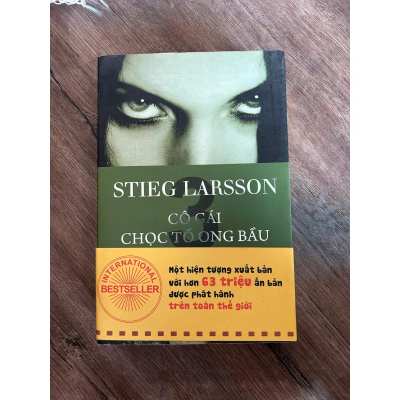 Cô Gái Chọc Tổ Ong Bầu - Stieg Larsson - Tiểu thuyết trinh thám 733316