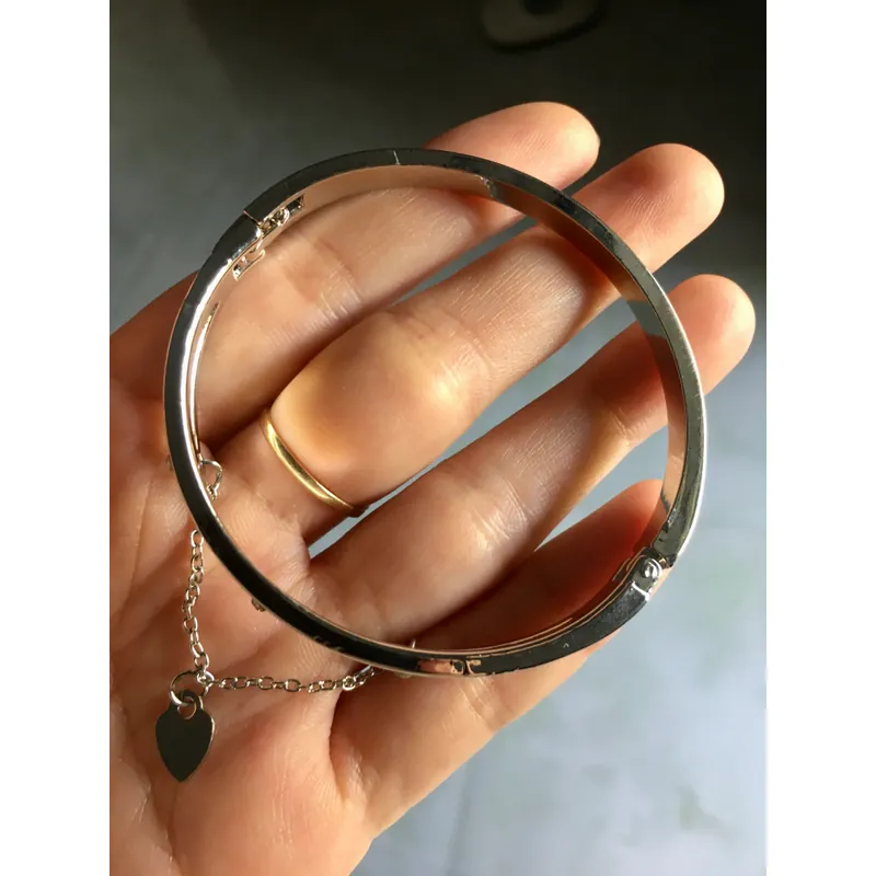 Tặng kèm đơn Váy áo 707003