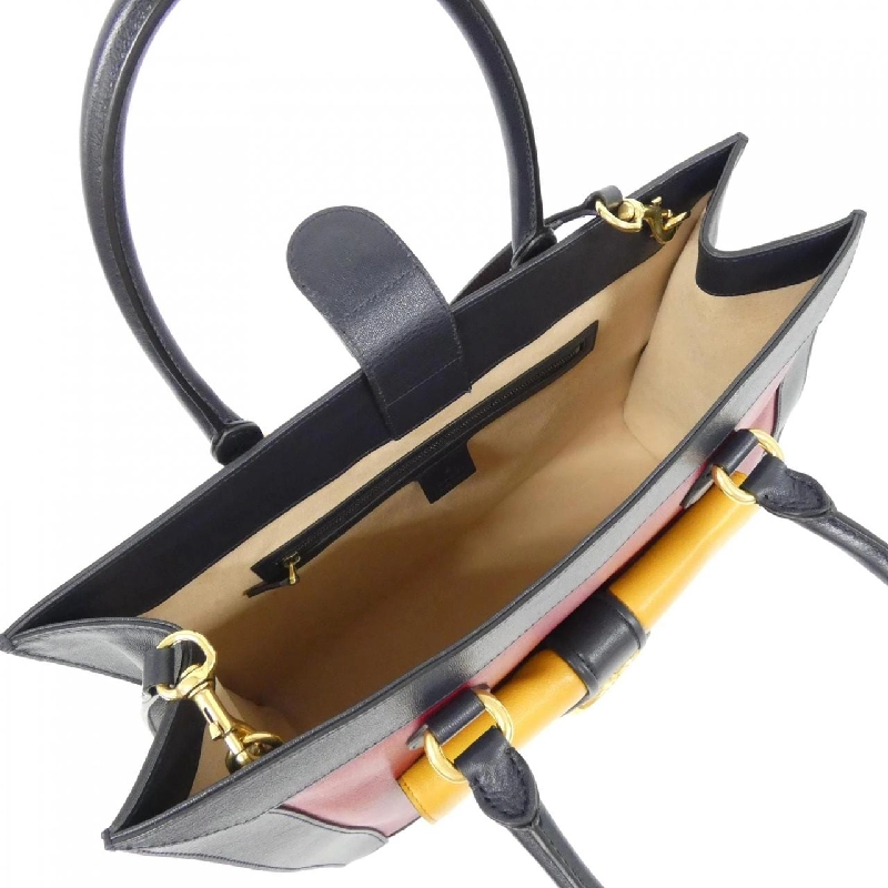 Túi Gucci 649000 1U1IT 615245