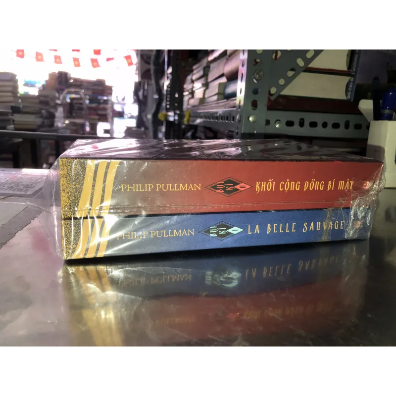 Bụi kí - Philip Pullman 1021403