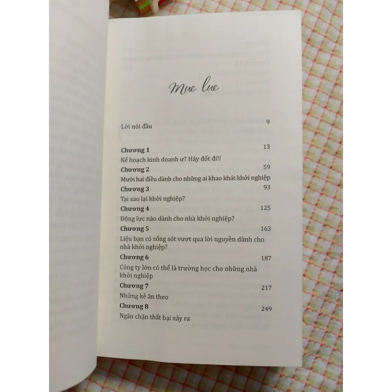 CÂU CHUYỆN KHỞI NGHIỆP TỪ NHỮNG GÃ KHỔNG LỒ CÔNG NGHỆ - CARL J.SCHRAMM 763847