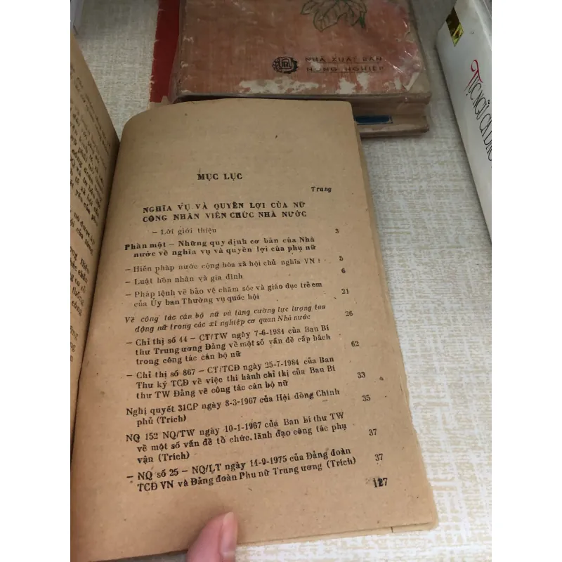 Nghĩa vụ và quyền lợi của nữ công nhân viên chức nhà nước 960295