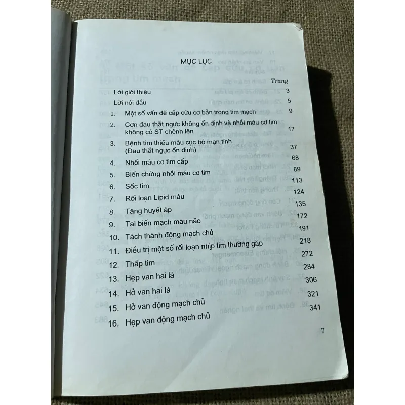 SÁCH Y - THỰC HÀNH BỆNH TIM MẠCH- GS.TS. NGUYỄN LÂN VIỆT (Chủ biên) 574437