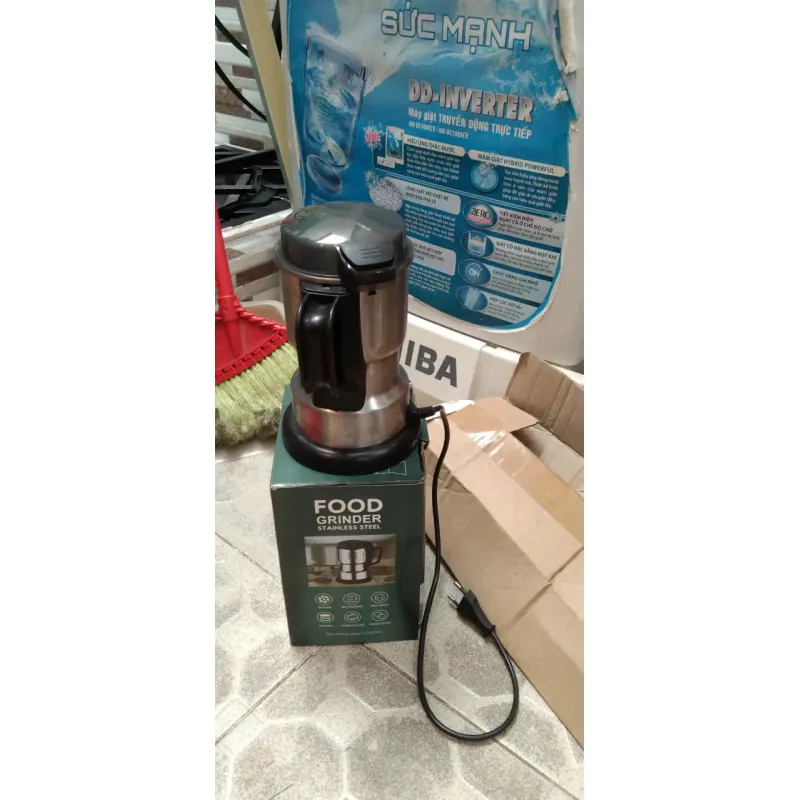 Pass ve chai các vật dụng gia đình 568204