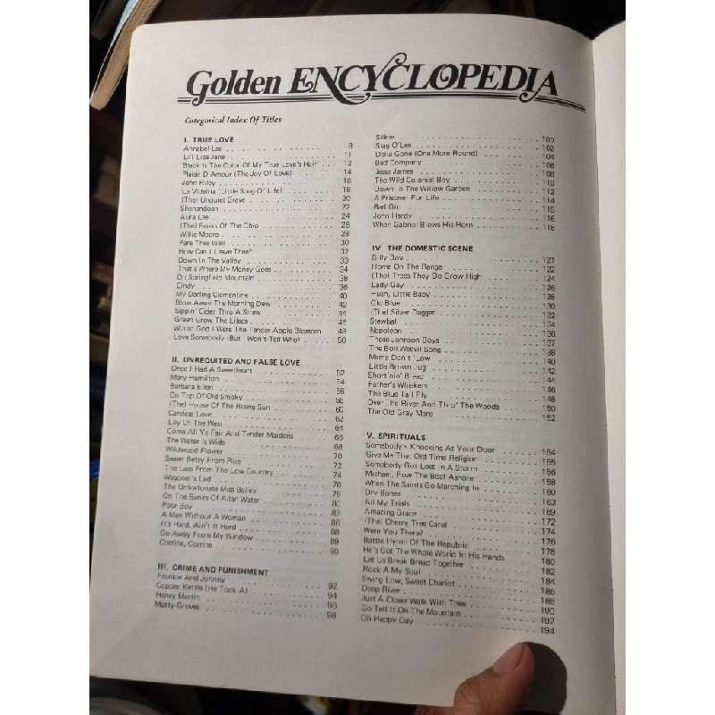 Golden Encyclopedia of Folk Music 331904