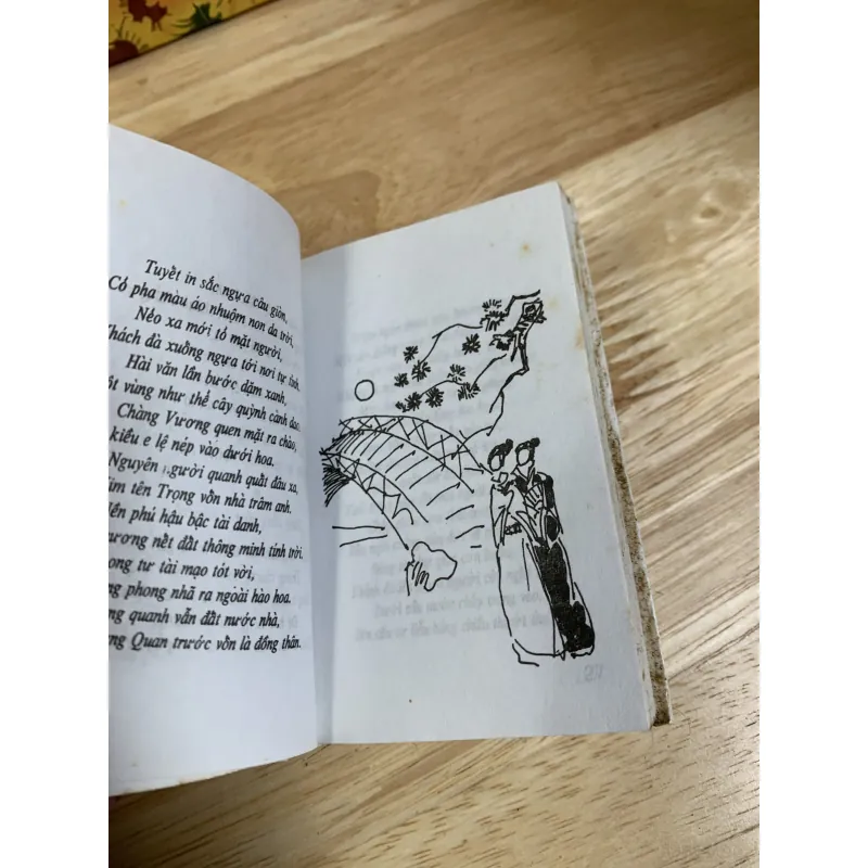 Truyện Kiều - Nguyễn Du - Bìa Cứng Khổ Nhỏ 925550