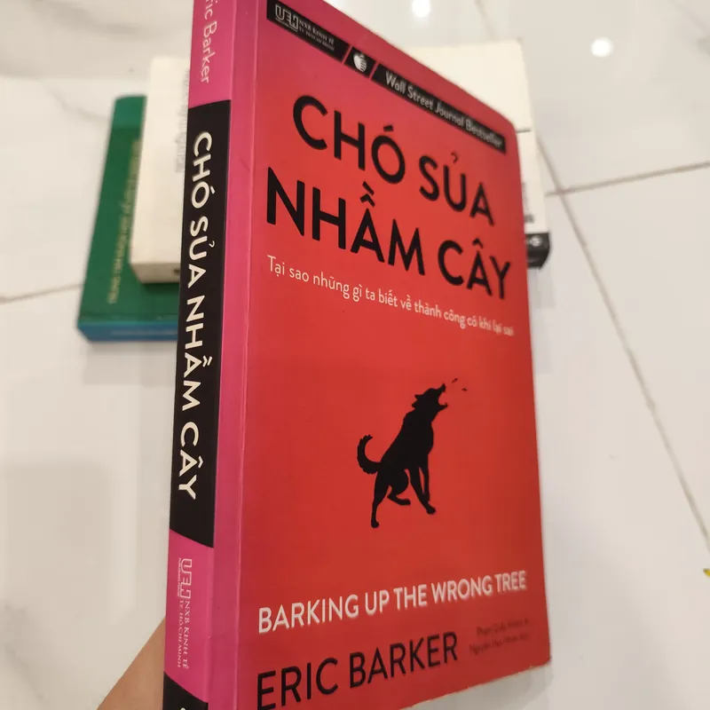 Chó sủa nhầm cây 574333