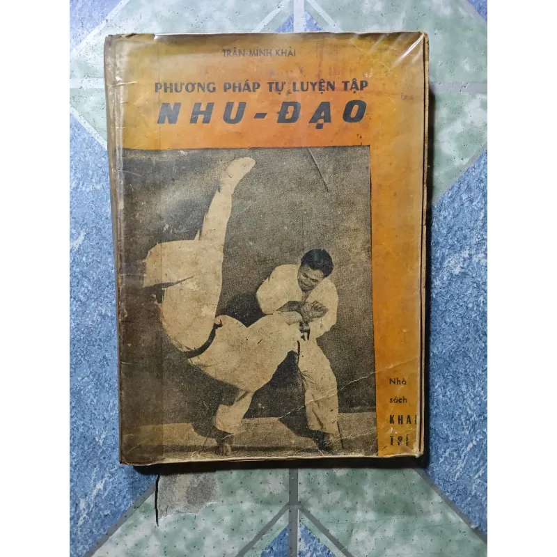 Phương pháp tự luyện tập Nhu Đạo - Trần Minh Khải 998488