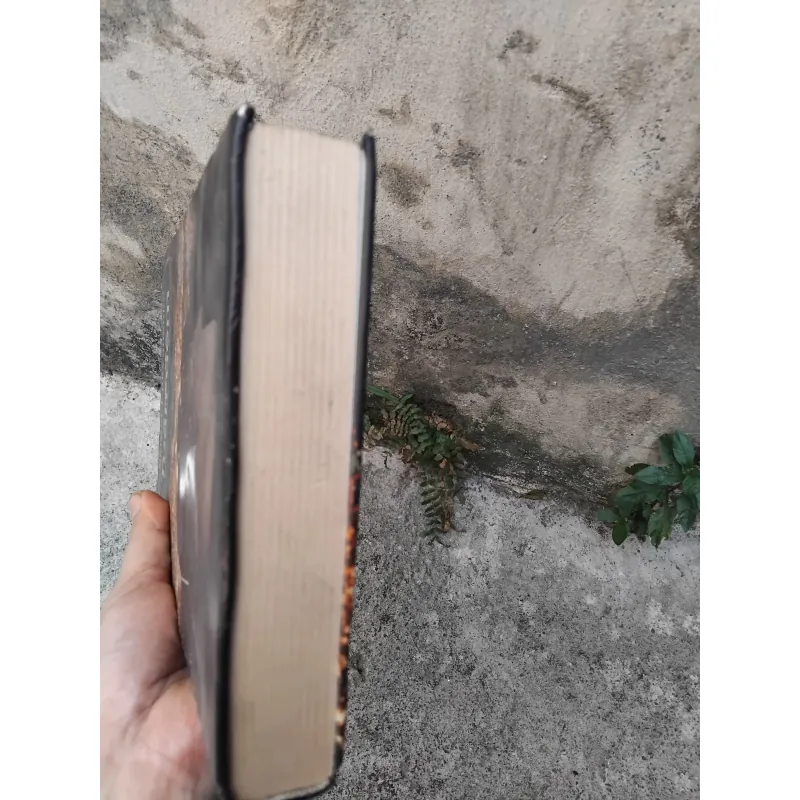 Tuần đêm của Sergei Lukyanenko 1003417