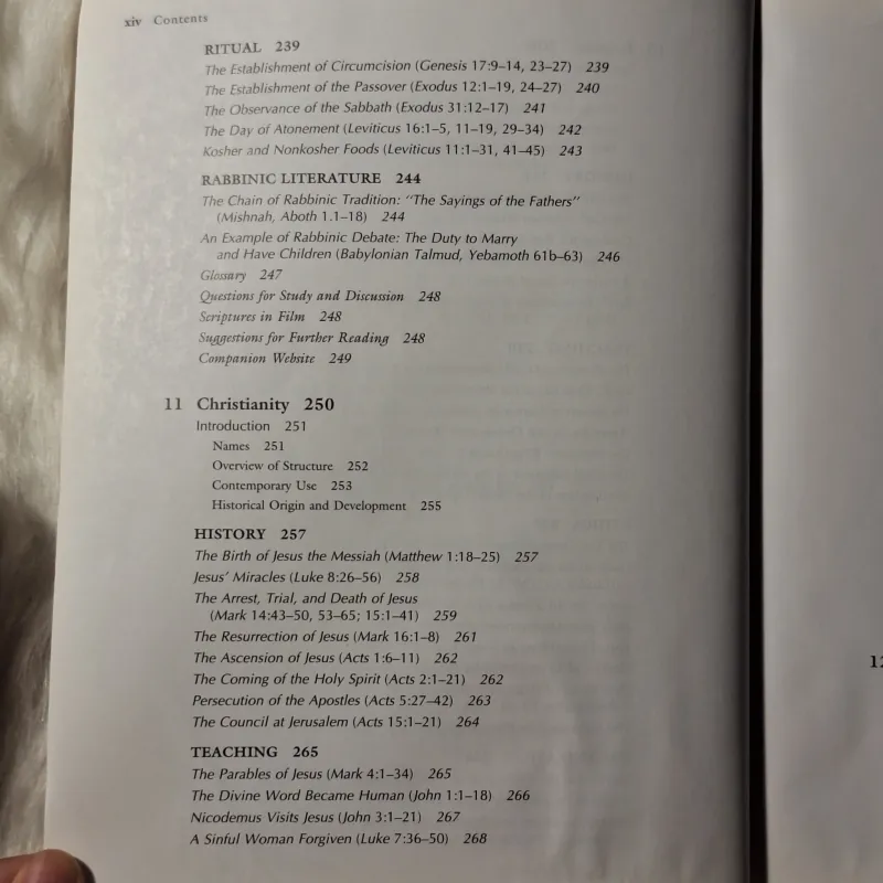 Robert E. Van Voorst - Anthopology of World Scriptures 779808