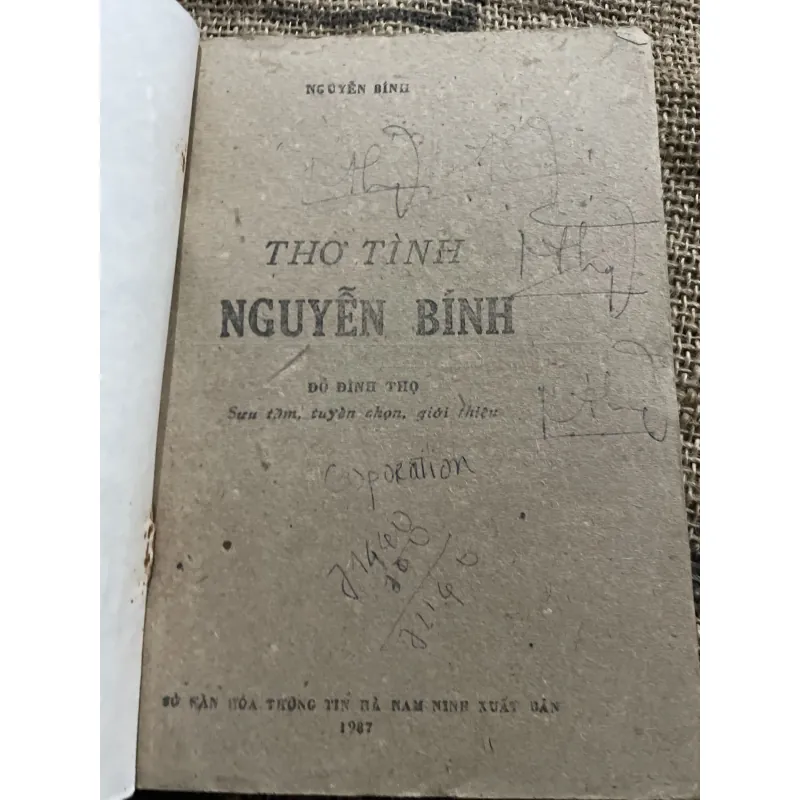 Thơ Nguyễn Bính  : 70 bài thơ  1019997