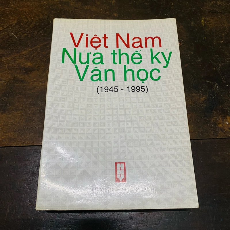 Việt Nam nửa thế kỷ văn học (1945-1995) 378801