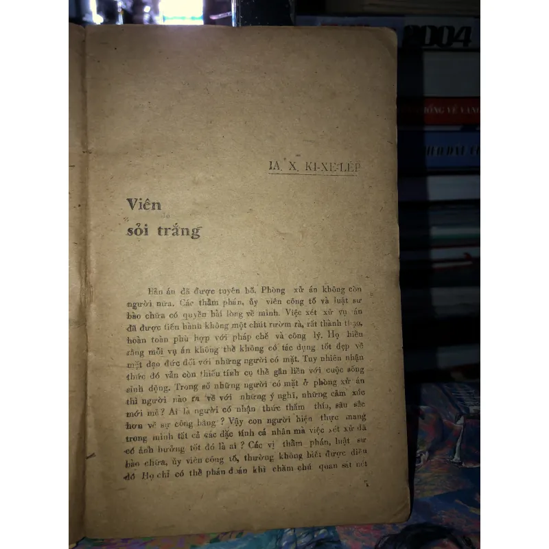 Viên sỏi trắng - Ia.X.Ki-xe-lép & Lê-ô-nít Bô-Brốp 973103