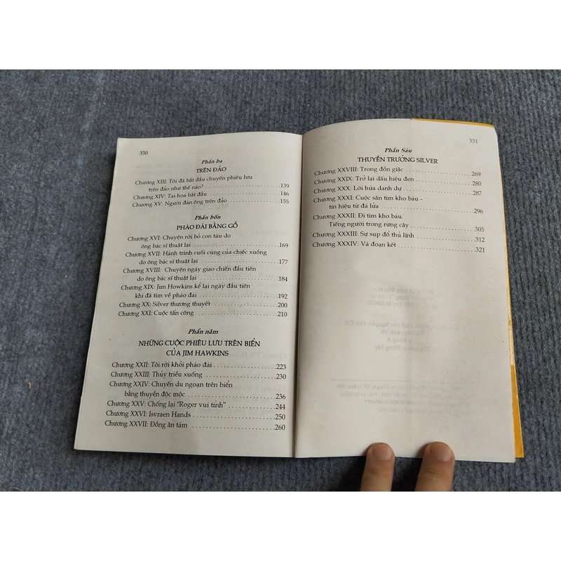 ĐẢO GIẤU VÀNG - ROBERT LOUIS STEVENSON 552833
