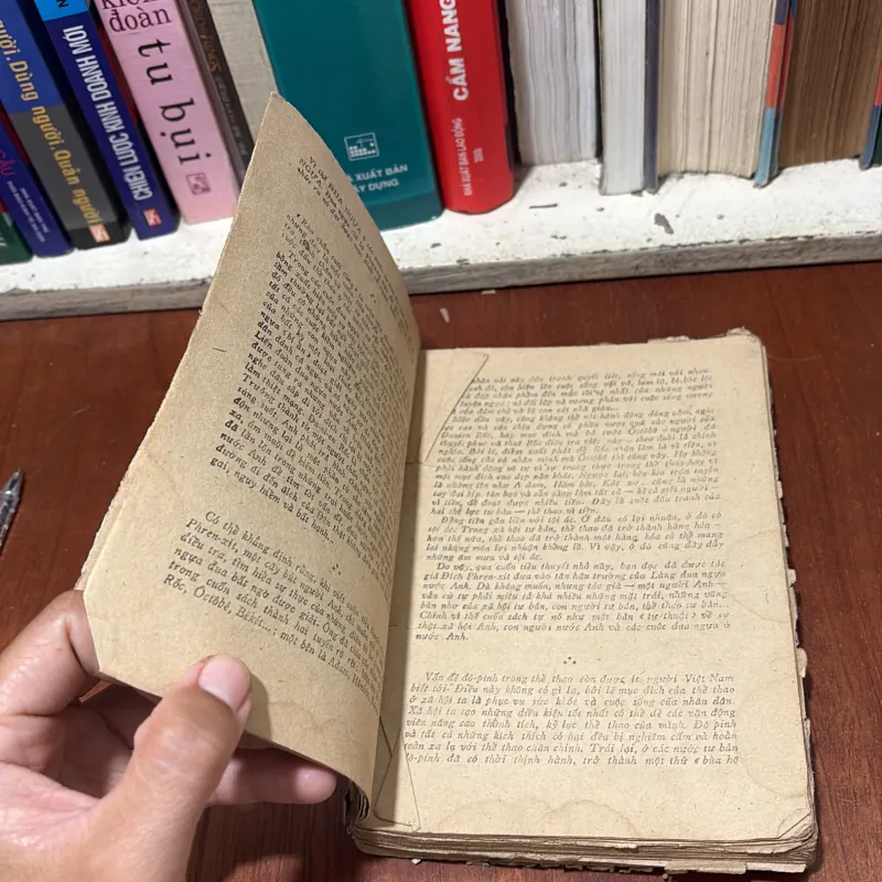 II Văn Học Nước Ngoài: Rào Chắn Cuối Cùng - Đích PhrenXít - 1983 765301