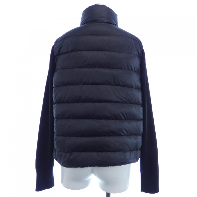 Moncler MONCLER 20939B51100 Áo khoác lông 630713