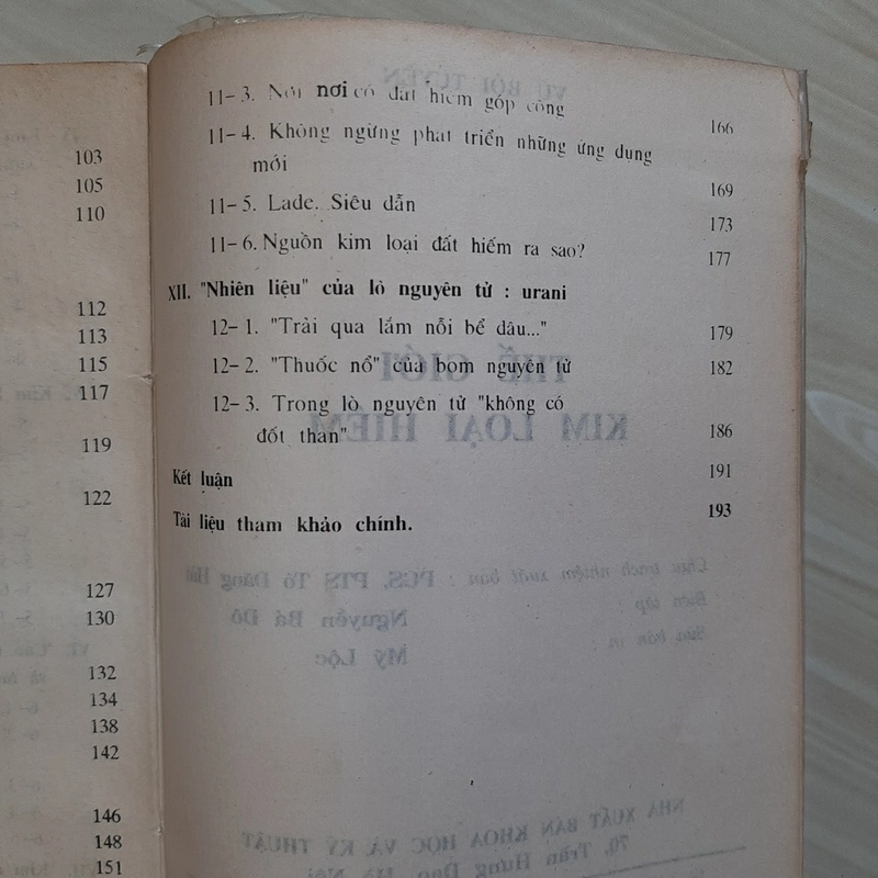 Thế giới kim loại hiếm 323818