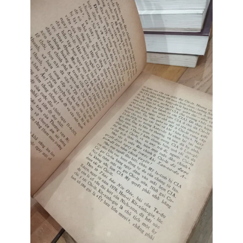 Bộ mặt thật CIA - Thiết Vũ, Hải Âu 693051